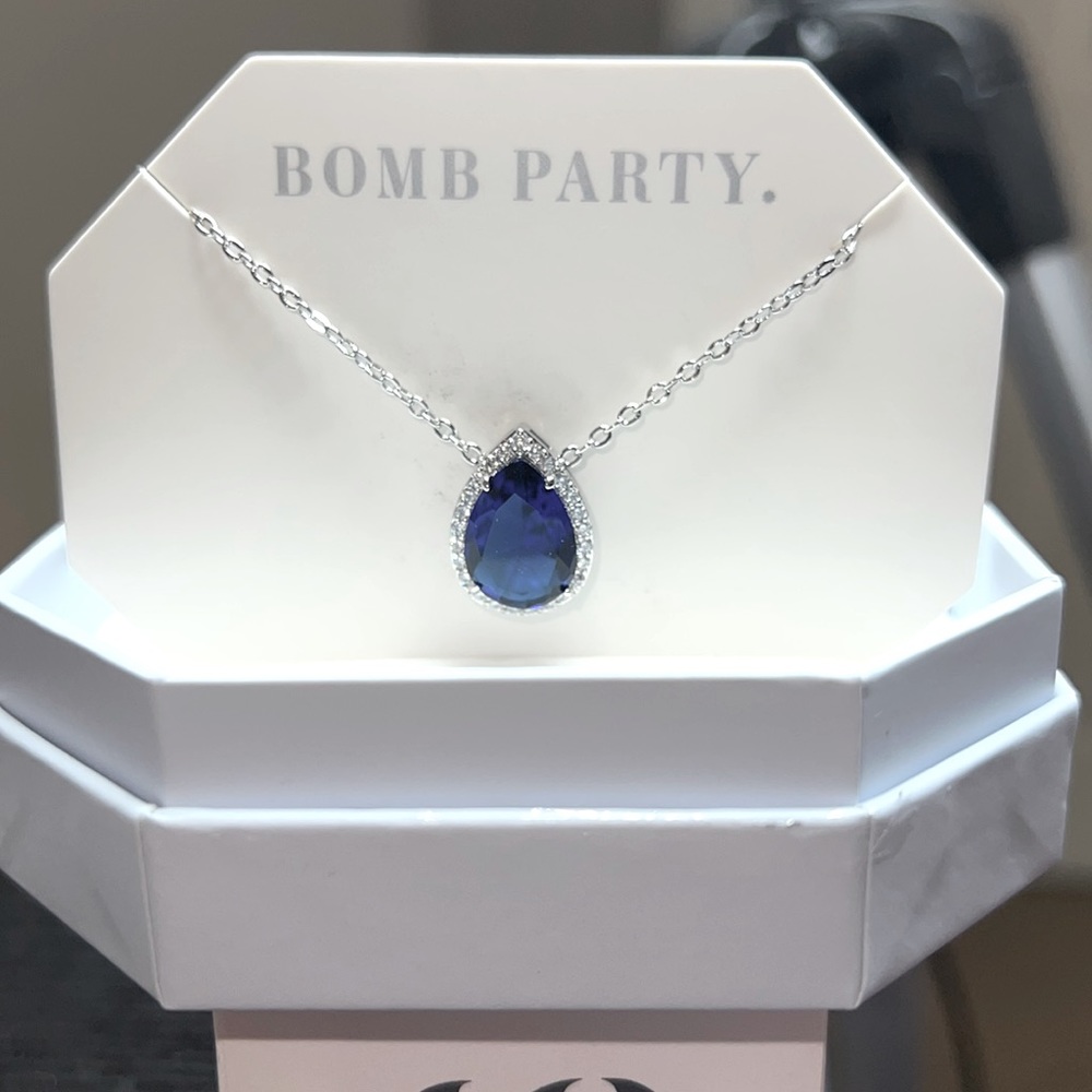Bombparty original necklace